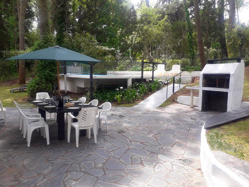 carilo casa parrilla mesa rampa acceso parrilla